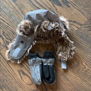 Gap reflective fur trapper hat  with gloves T S/M